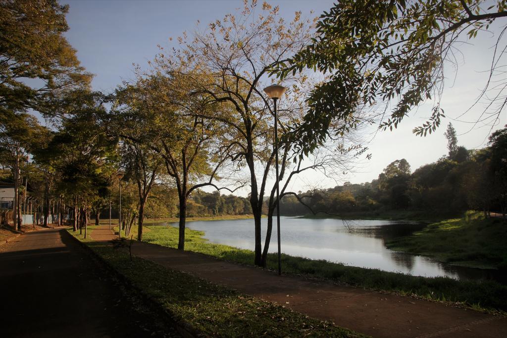 Chale Do Lago Araxá Exterior foto